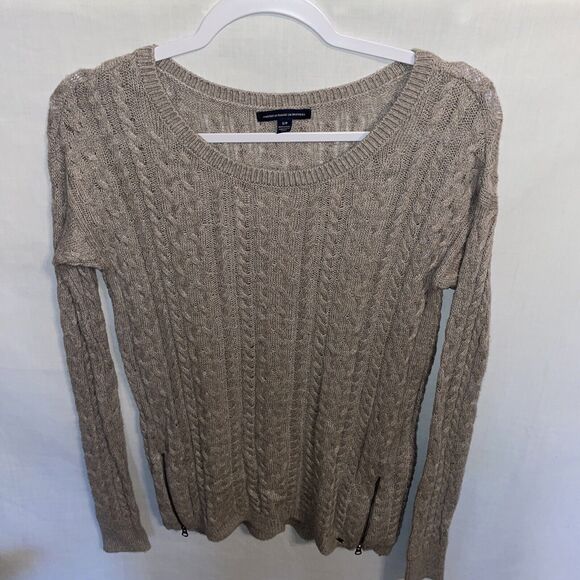 American Eagle Outfitters Sweaters - American Eagle Outfitters Cable Knit Sweater Women’s Size Small Beige Cotton Bld
